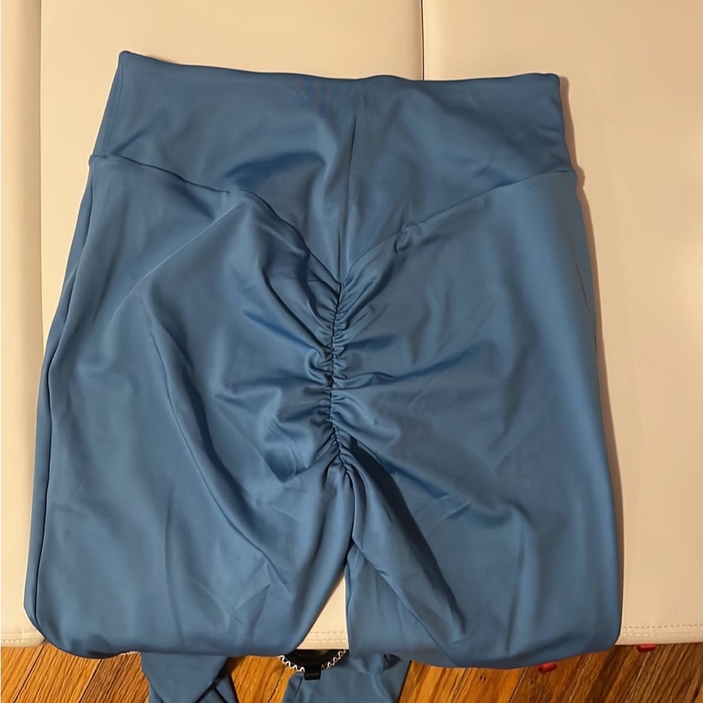 Gymshark Legging Bundle Size Large - image 4